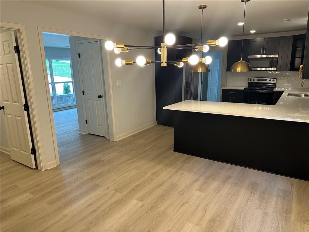 5 bedroom, 3 bathroom, 3,495 sq ft single family residence for sale at 2676 Miriam Lane, Decatur, GA 30032 — photo 2