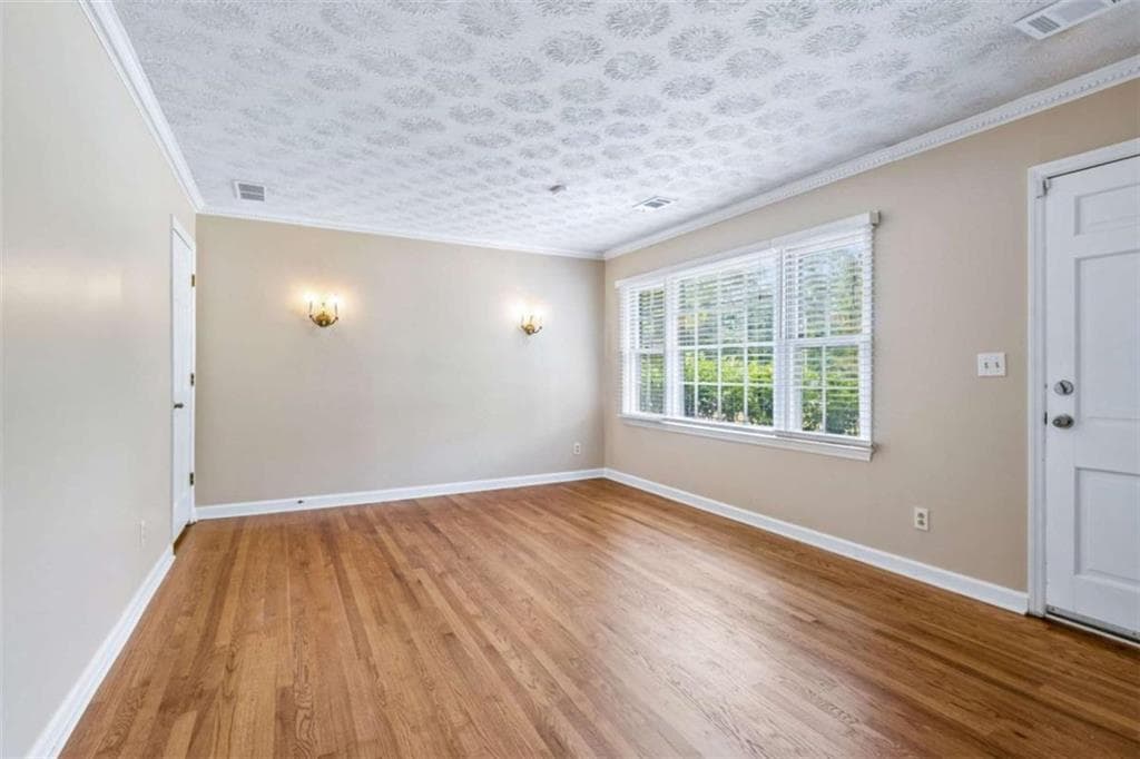 3 bedroom, 3 bathroom, 2,712 sq ft single family residence for sale at 4256 Hamilton Mill Road, Buford, GA 30519 — photo 5