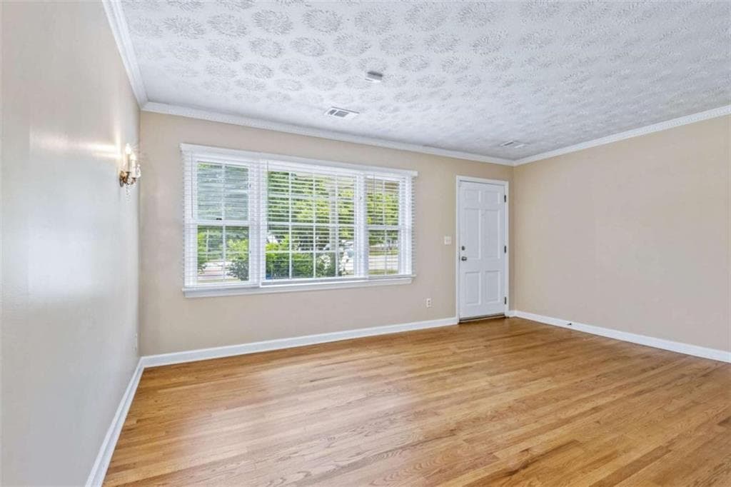 3 bedroom, 3 bathroom, 2,712 sq ft single family residence for sale at 4256 Hamilton Mill Road, Buford, GA 30519 — photo 6