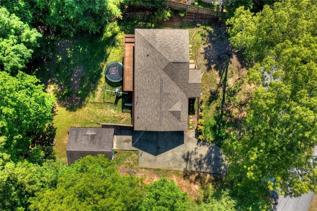 5 bedroom, 3 bathroom, 2,288 sq ft single family residence under contract at 317 Hideaway Place, Morganton, GA 30560 — photo 5