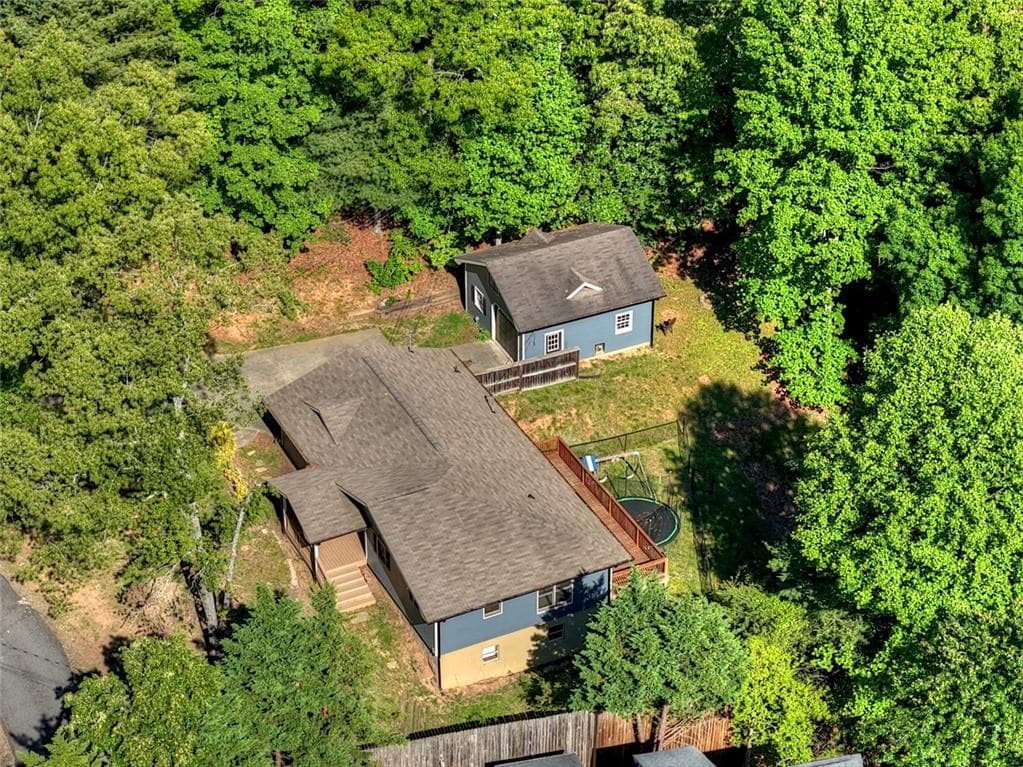 5 bedroom, 3 bathroom, 2,288 sq ft single family residence under contract at 317 Hideaway Place, Morganton, GA 30560 — photo 7