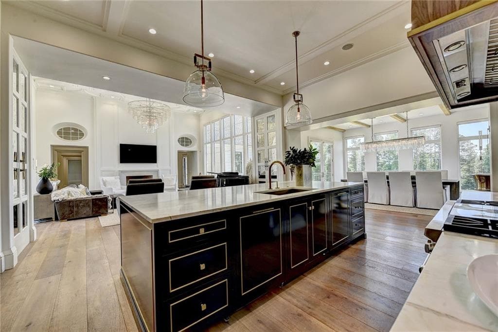 6 bedroom, 6 bathroom, 11,000 sq ft single family residence for sale at 2305 Braselton Highway, Buford, GA 30519 — photo 8