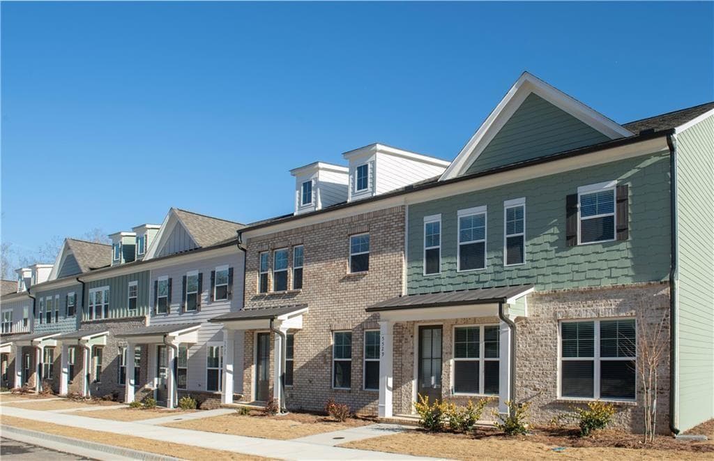 5517 Leyland Drive, Flowery Branch, GA 30542 — most recent listing photo