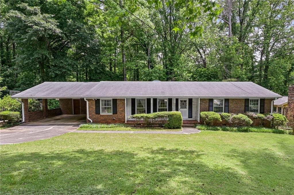 3 bedroom, 2 bathroom, 1,687 sq ft single family residence sold at 2939 Lone Star Trail, Atlanta, GA 30340