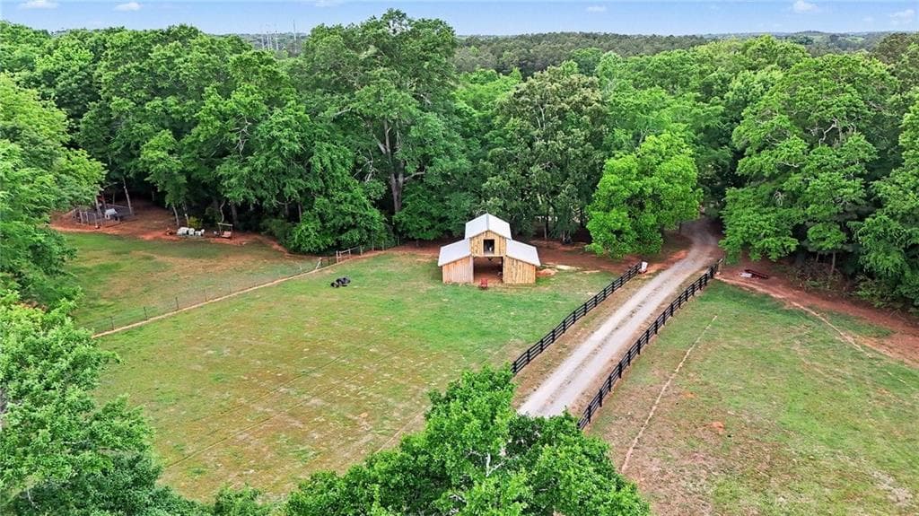 8 bedroom, 6 bathroom, 5,631 sq ft single family residence under contract at 1151 Social Circle Fairplay Road, Social Circle, GA 30025 — photo 3