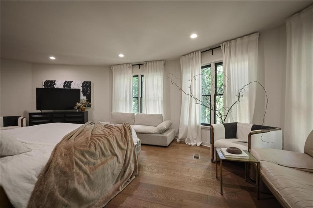 3 bedroom, 3 bathroom, 2,166 sq ft single family residence for sale at 595 Overbrook Drive, Atlanta, GA 30318 — photo 5