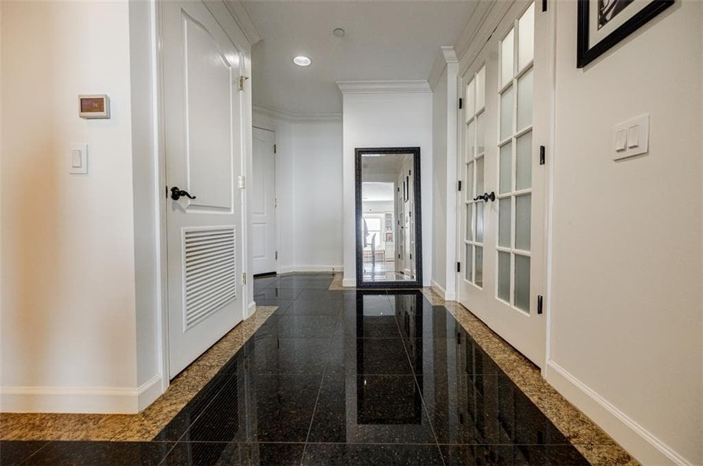 2 bedroom, 3 bathroom, 1,738 sq ft condominium for sale at 195 14th Street PH206, Atlanta, GA 30309 — photo 3