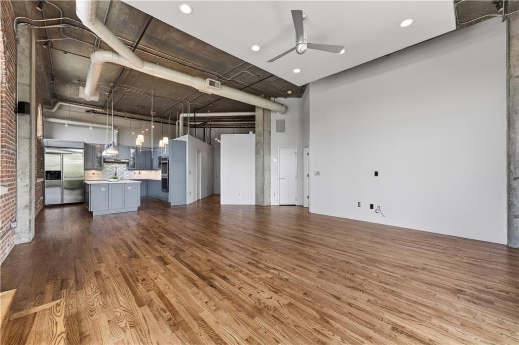 1 bedroom, 2 bathroom, 1,550 sq ft condominium for sale at 3235 Roswell Road 803, Atlanta, GA 30305 — photo 7