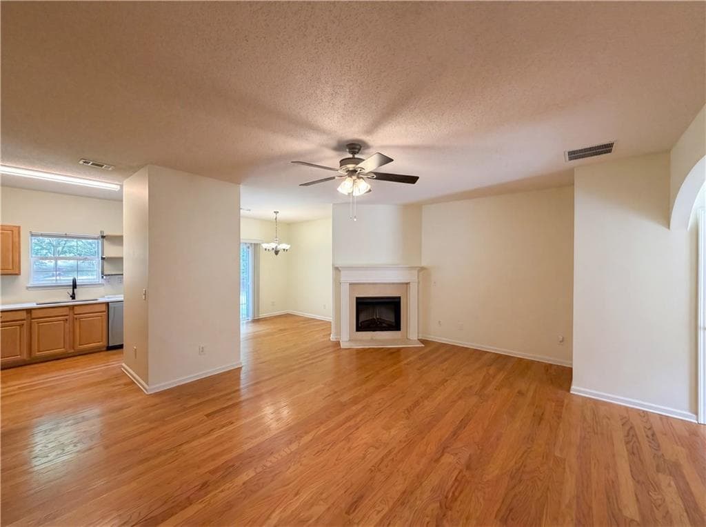 2 bedroom, 3 bathroom, 1,595 sq ft townhouse for sale at 2350 Heritage Park Circle 24, Kennesaw, GA 30144 — photo 3