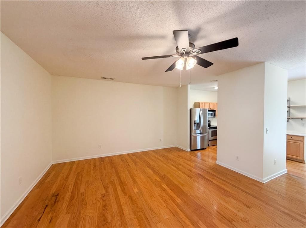 2 bedroom, 3 bathroom, 1,595 sq ft townhouse for sale at 2350 Heritage Park Circle 24, Kennesaw, GA 30144 — photo 6
