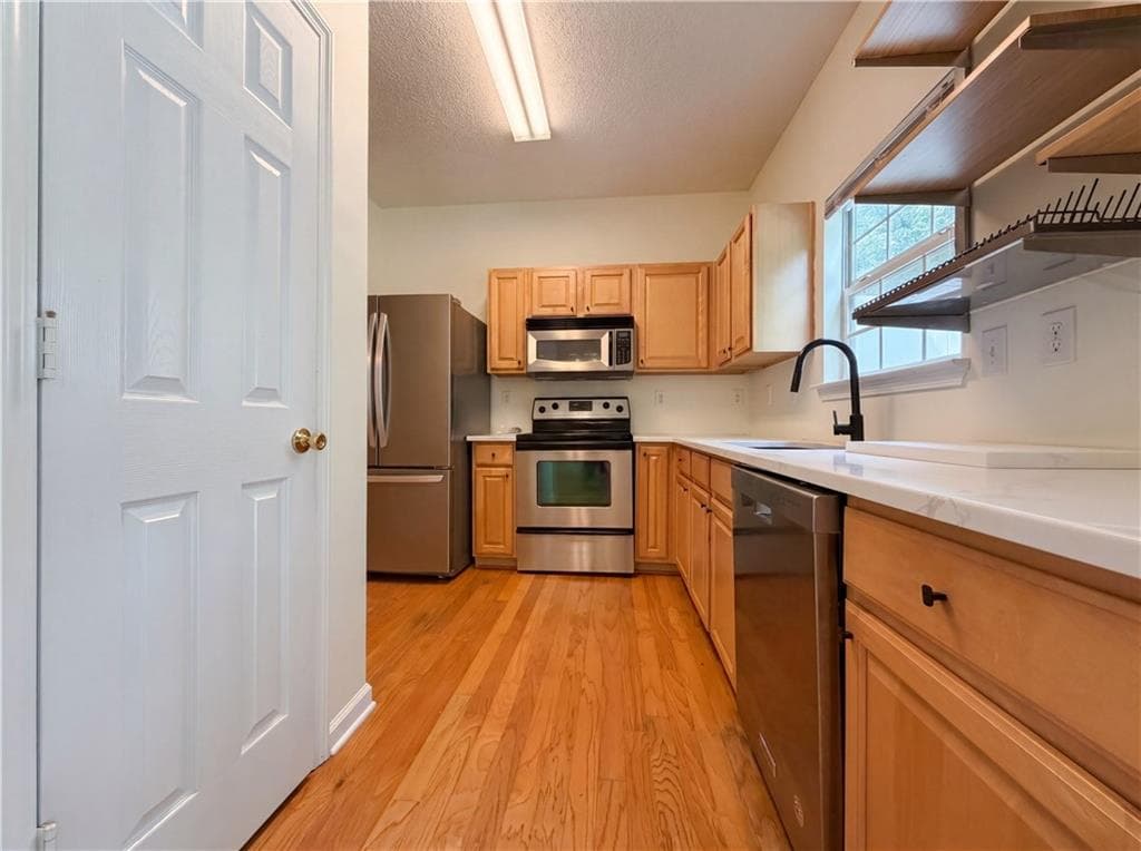 2 bedroom, 3 bathroom, 1,595 sq ft townhouse for sale at 2350 Heritage Park Circle 24, Kennesaw, GA 30144 — photo 9