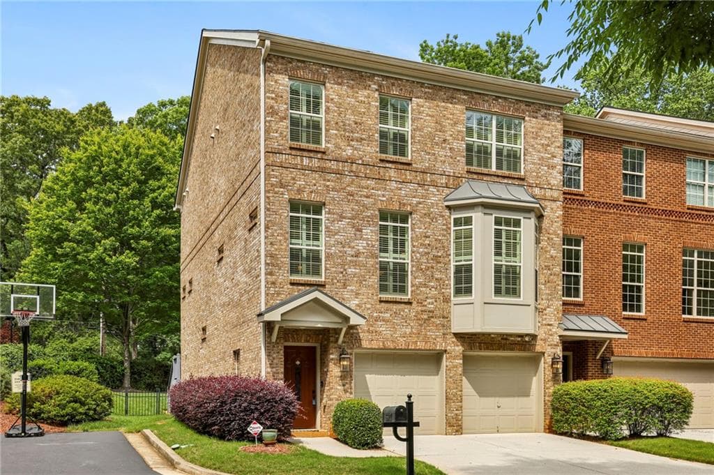 4 bedroom, 4 bathroom, 3,565 sq ft townhouse for sale at 5577 Julian Place, Atlanta, GA 30342