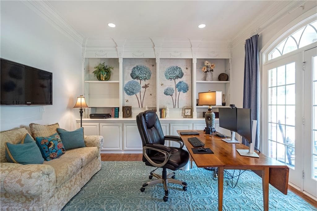 5 bedroom, 6 bathroom, 6,484 sq ft single family residence for sale at 805 Lake Mist Cove, Alpharetta, GA 30004 — photo 9
