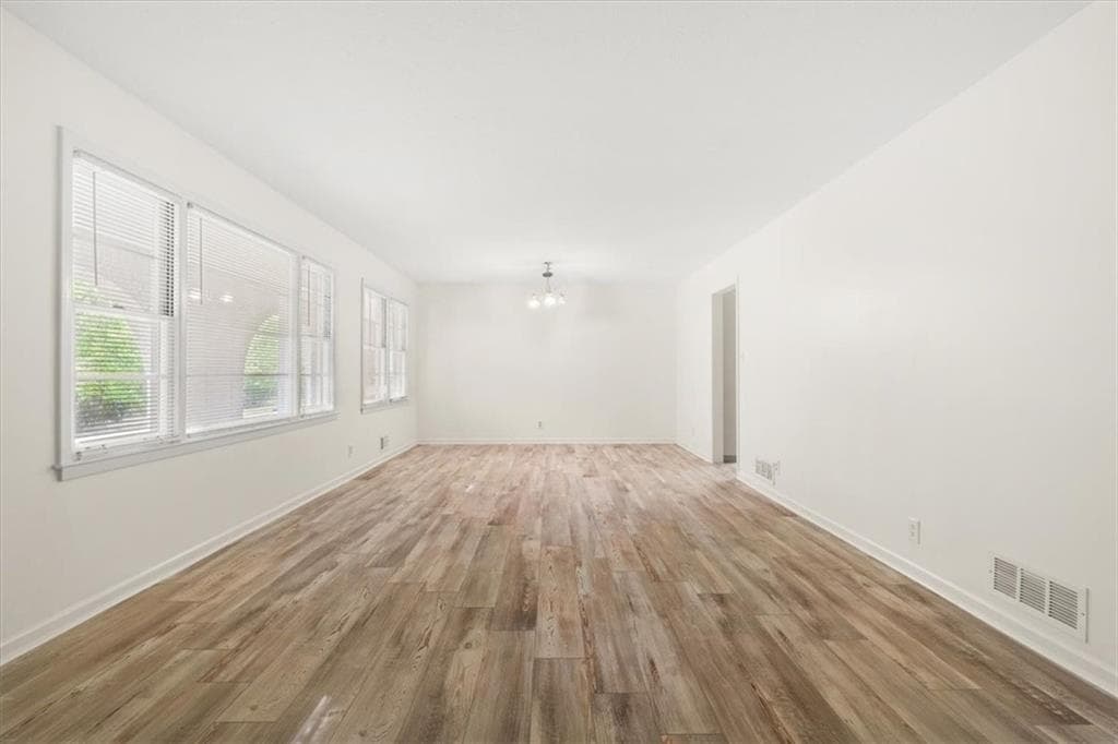 3 bedroom, 2 bathroom, 1,798 sq ft single family residence for sale at 1267 Sycamore Drive, Lilburn, GA 30047 — photo 4