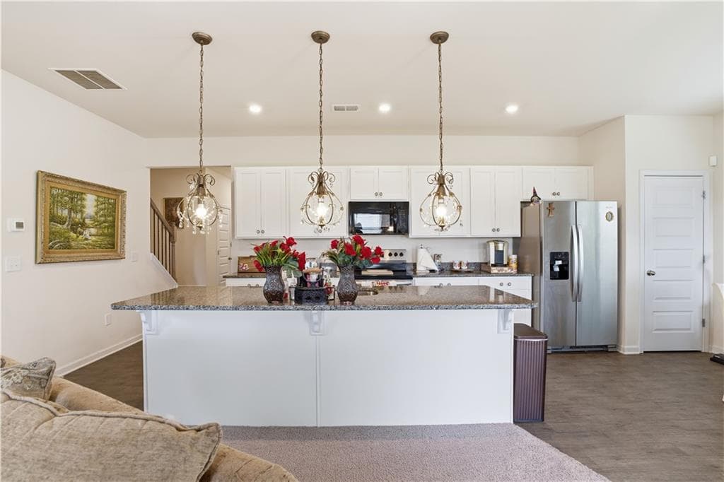 4 bedroom, 3 bathroom, 2,031 sq ft single family residence for sale at 113 Waterside Drive, Calhoun, GA 30701 — photo 9
