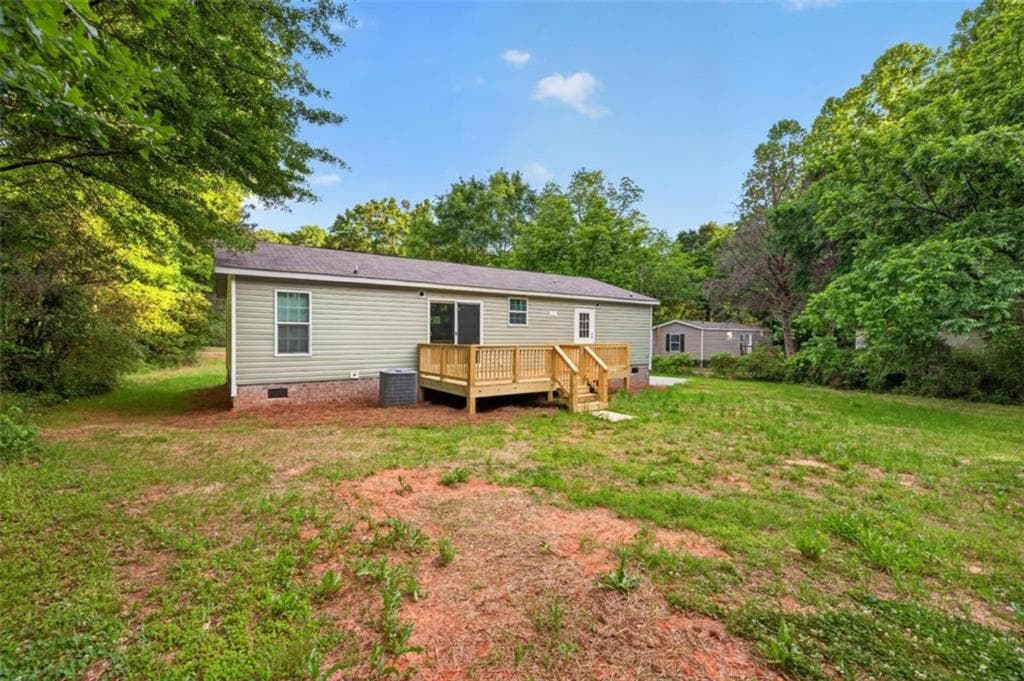 3 bedroom, 2 bathroom, 1,248 sq ft single family residence under contract at 741 Thompson Lane, Loganville, GA 30052 — photo 5