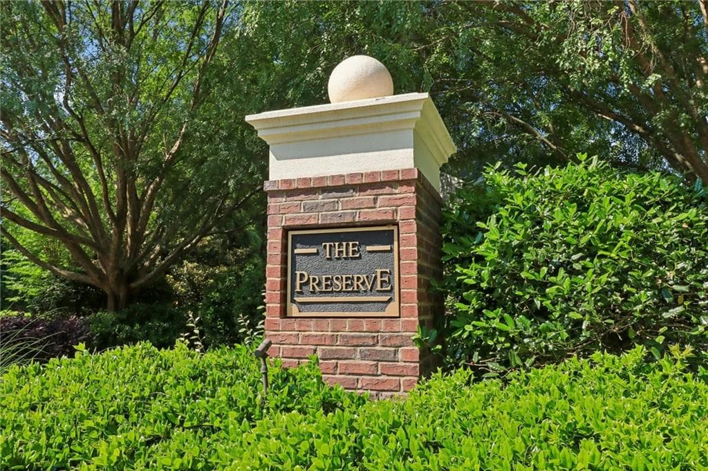 3 bedroom, 3 bathroom, 1,370 sq ft townhouse for sale at 10900 Wittenridge Drive A6, Alpharetta, GA 30022 — photo 4