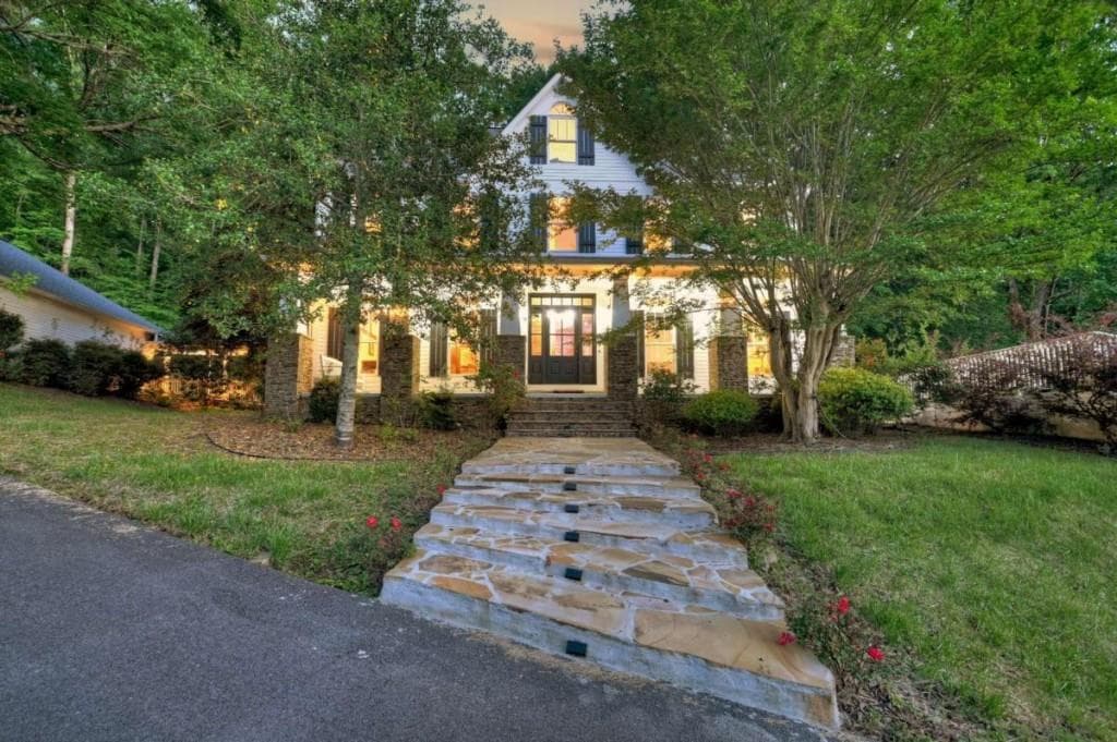 5 bedroom, 5 bathroom, 5,088 sq ft single family residence for sale at 247 Craigtown Road, Ellijay, GA 30540 — photo 3