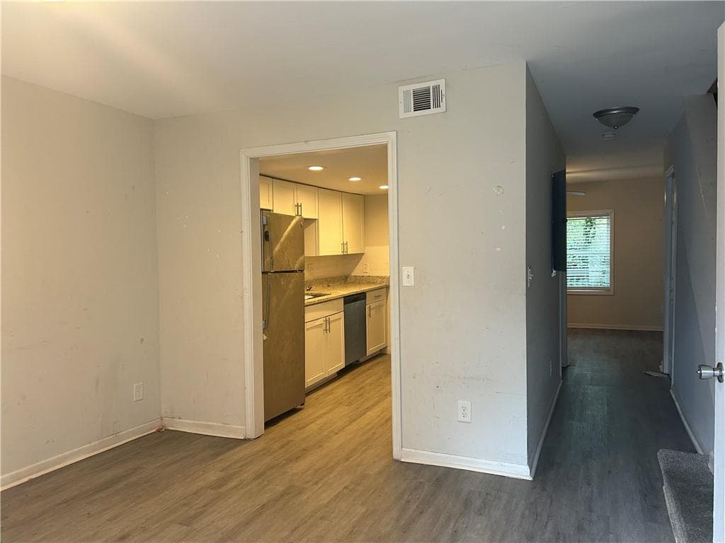 2 bedroom, 3 bathroom, 1,728 sq ft townhouse for sale at 2604 Campbellton Road D4, Atlanta, GA 30311 — photo 5