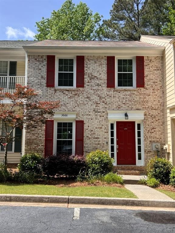 3 bedroom, 4 bathroom, 2,184 sq ft townhouse under contract at 3666 Centennial Square, Peachtree Corners, GA 30092