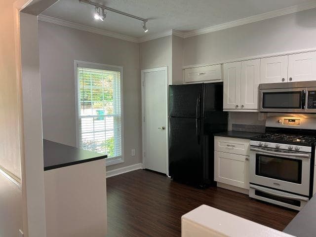 3 bedroom, 4 bathroom, 2,184 sq ft townhouse under contract at 3666 Centennial Square, Peachtree Corners, GA 30092 — photo 7