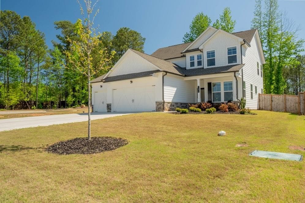 4 bedroom, 3 bathroom, 2,249 sq ft single family residence for sale at 7 Andalusa Court, Dallas, GA 30132 — photo 2