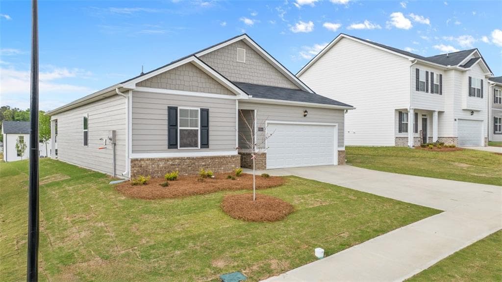 3 bedroom, 2 bathroom, 1,475 sq ft single family residence for sale at 8576 Seabiscuit Road, Lithonia, GA 30058 — photo 2