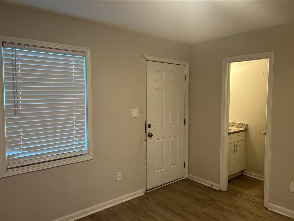 2 bedroom, 3 bathroom, 1,728 sq ft townhouse for sale at 2604 Campbellton Road 1G, Atlanta, GA 30311 — photo 4