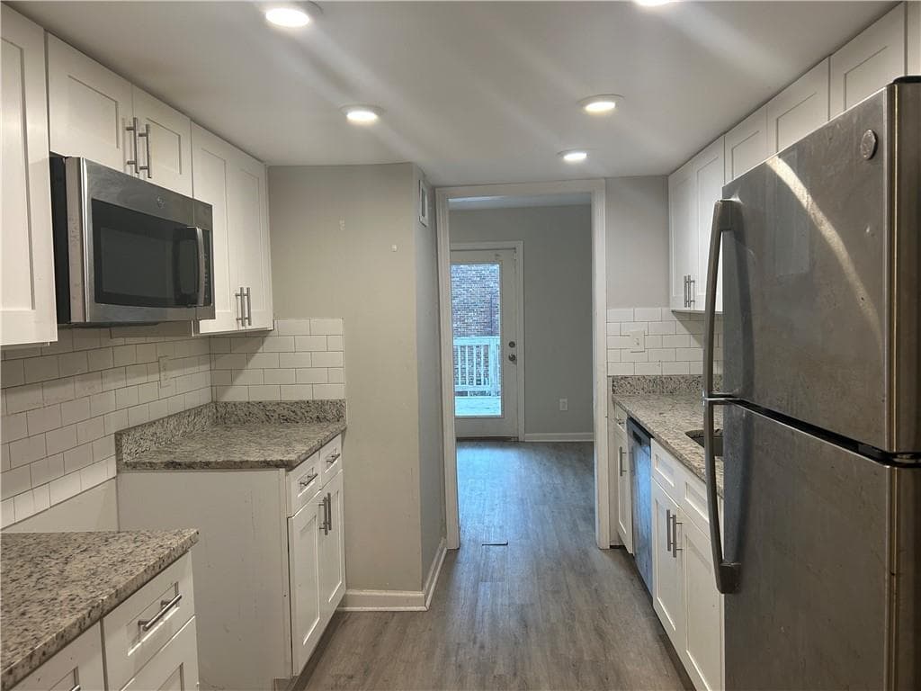 2 bedroom, 3 bathroom, 1,728 sq ft townhouse for sale at 2604 Campbellton Road 1G, Atlanta, GA 30311 — photo 7