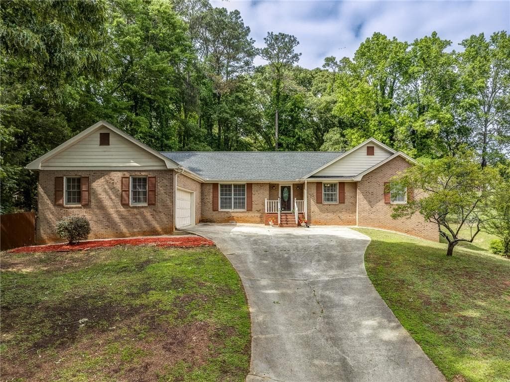 6646 Heathrow Court, Stone Mountain, GA 30087 — most recent listing photo