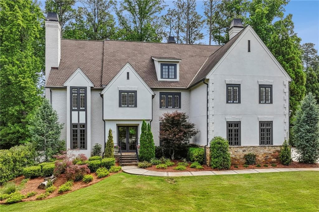 425 Laurel Chase Court, Sandy Springs, GA 30327 — most recent listing photo