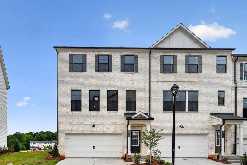3 bedroom, 4 bathroom, 1,967 sq ft townhouse sold at 2831 Rosehall Way, Lawrenceville, GA 30044