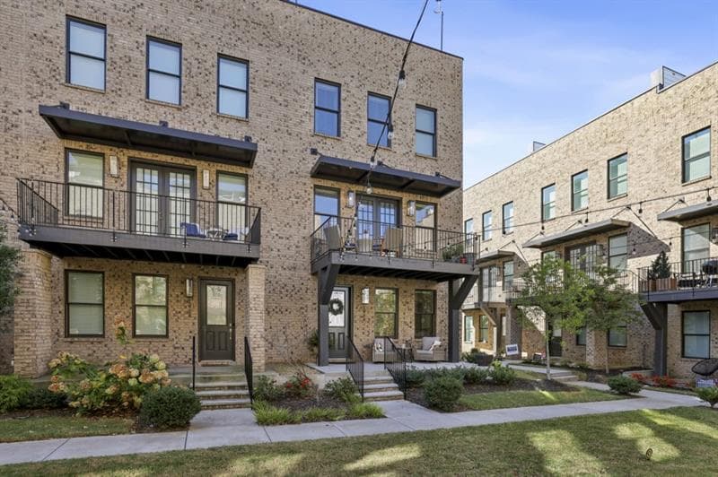 3 bedroom, 4 bathroom townhouse for rent at 1024A Robert Smalls Way, Atlanta, GA 30318 for $4,395 a month — photo 7