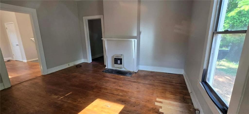2 bedroom, 2 bathroom, 1,086 sq ft single family residence for sale at 8 Spruce Street, Porterdale, GA 30014 — photo 5
