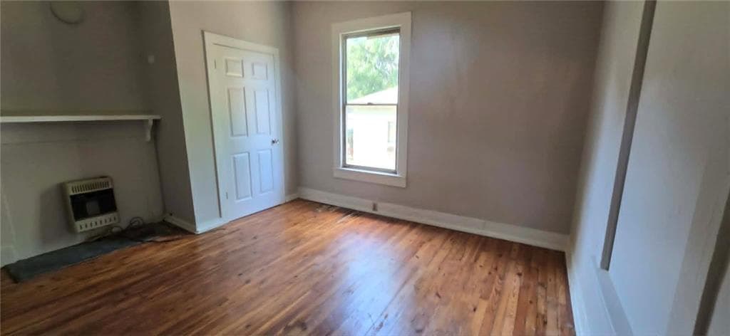 2 bedroom, 2 bathroom, 1,086 sq ft single family residence for sale at 8 Spruce Street, Porterdale, GA 30014 — photo 6