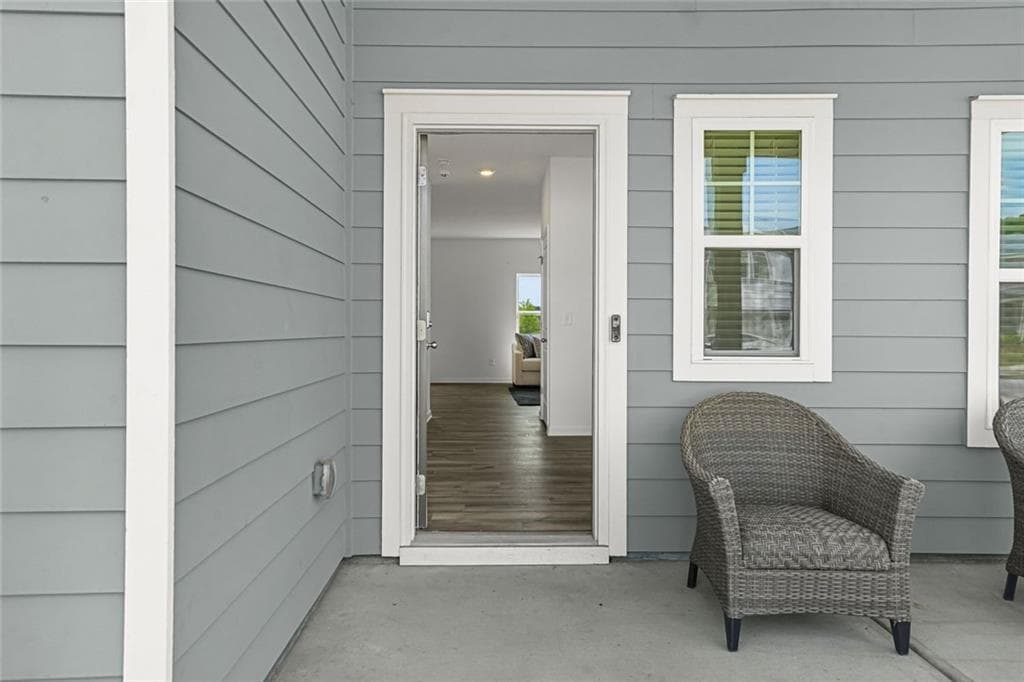 4 bedroom, 3 bathroom, 1,869 sq ft single family residence for sale at 2313 Hedgeview Road, Conyers, GA 30094 — photo 5