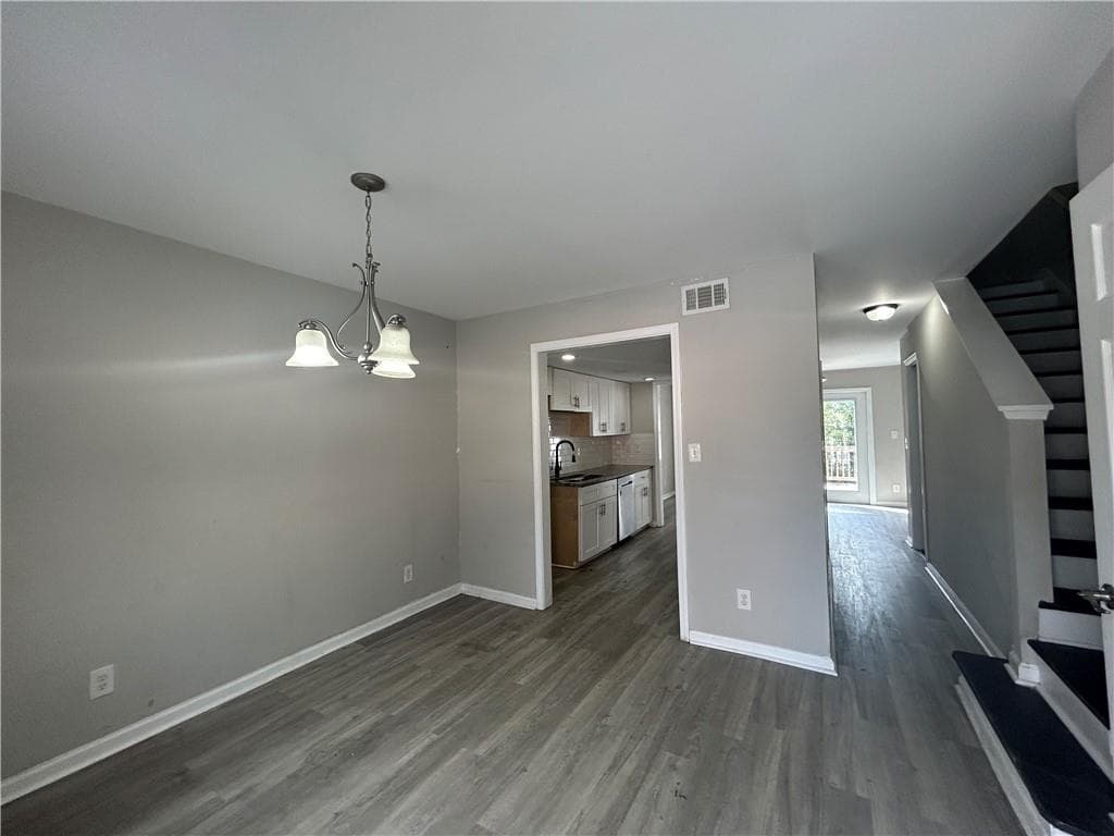 2 bedroom, 3 bathroom, 1,728 sq ft townhouse for sale at 2604 Campbellton Road H4, Atlanta, GA 30311 — photo 7