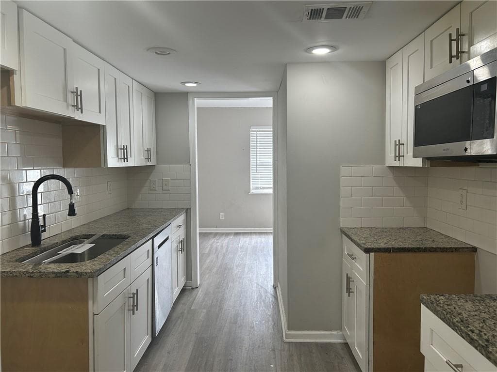 2 bedroom, 3 bathroom, 1,728 sq ft townhouse for sale at 2604 Campbellton Road H4, Atlanta, GA 30311 — photo 9