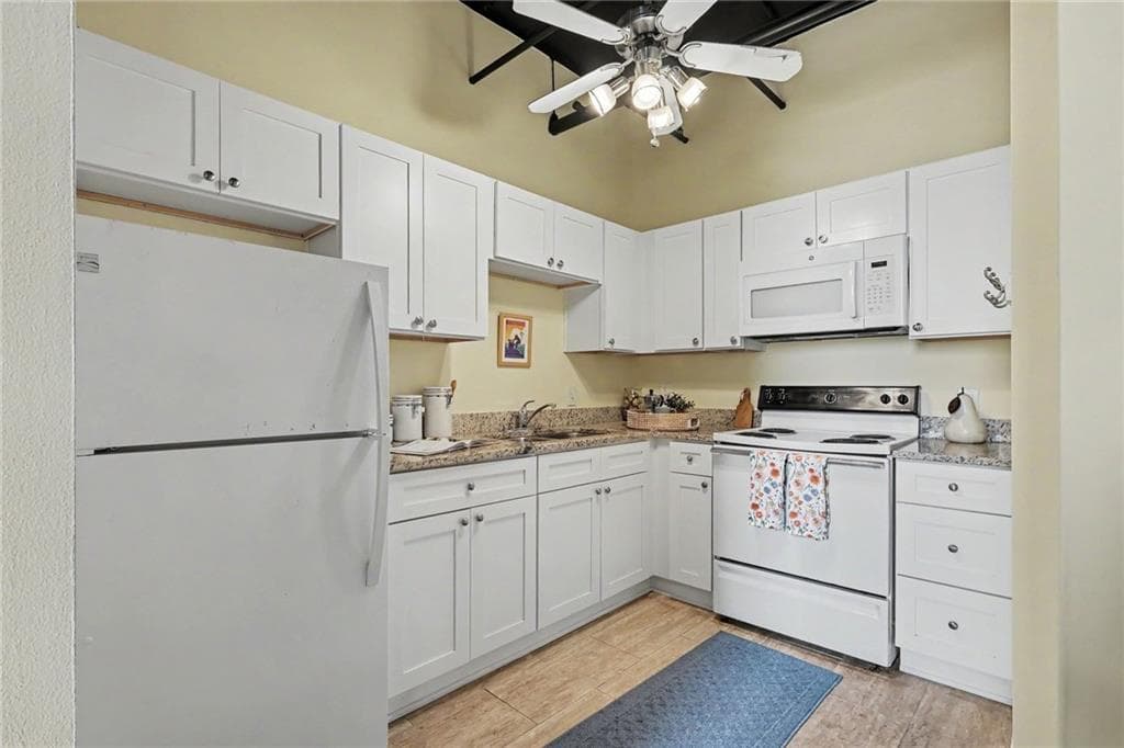 1 bedroom, 1 bathroom, 543 sq ft condominium for sale at 20 Marietta Street 13F, Atlanta, GA 30303 — photo 8