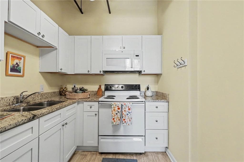 1 bedroom, 1 bathroom, 543 sq ft condominium for sale at 20 Marietta Street 13F, Atlanta, GA 30303 — photo 9