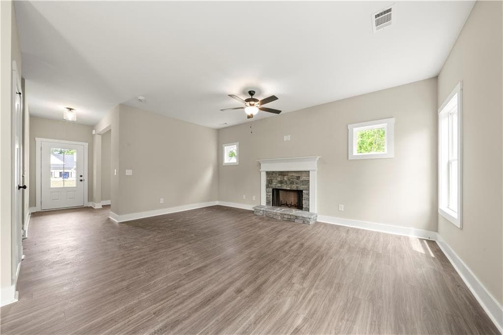 3 bedroom, 3 bathroom, 1,740 sq ft single family residence under contract at 500 BENSON MEADOWS Drive, Dallas, GA 30157 — photo 7