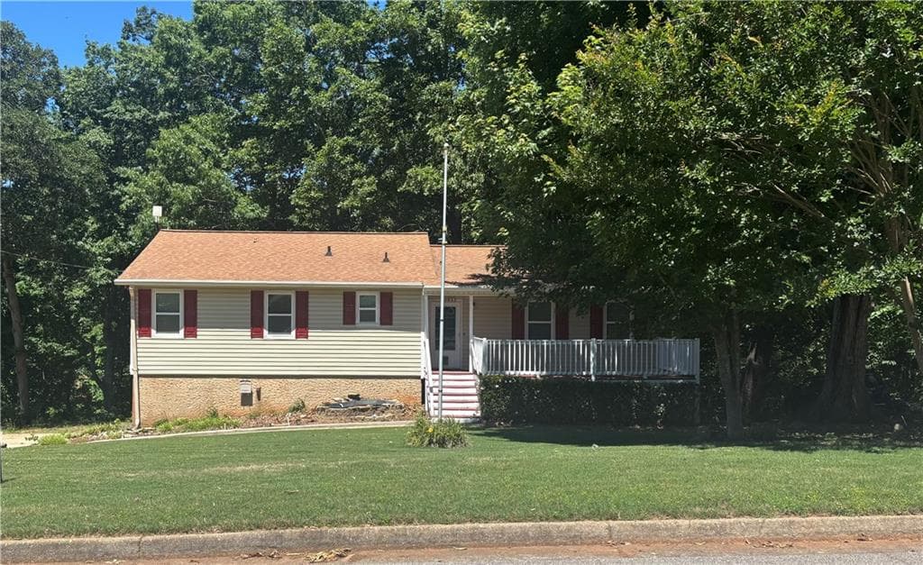 4135 Macduff Drive, Douglasville, GA 30135 — most recent listing photo