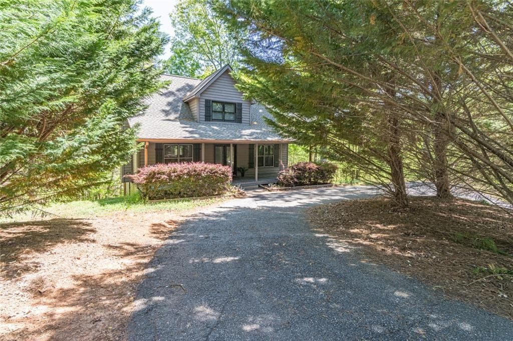 3 bedroom, 3 bathroom, 1,585 sq ft single family residence for sale at 505 River Flow Drive, Dahlonega, GA 30533 — photo 9