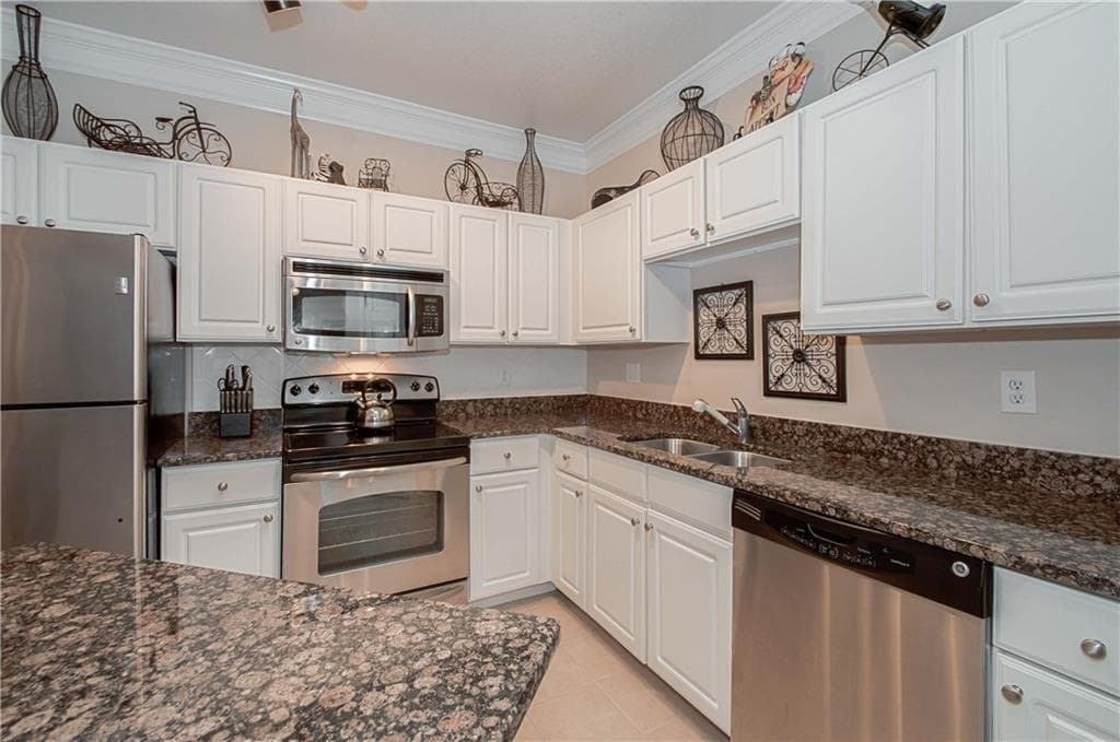 1 bedroom, 1 bathroom, 845 sq ft condominium for rent at 1850 Cotillion Drive 1319, Atlanta, GA 30338 for $1,600 a month — photo 4