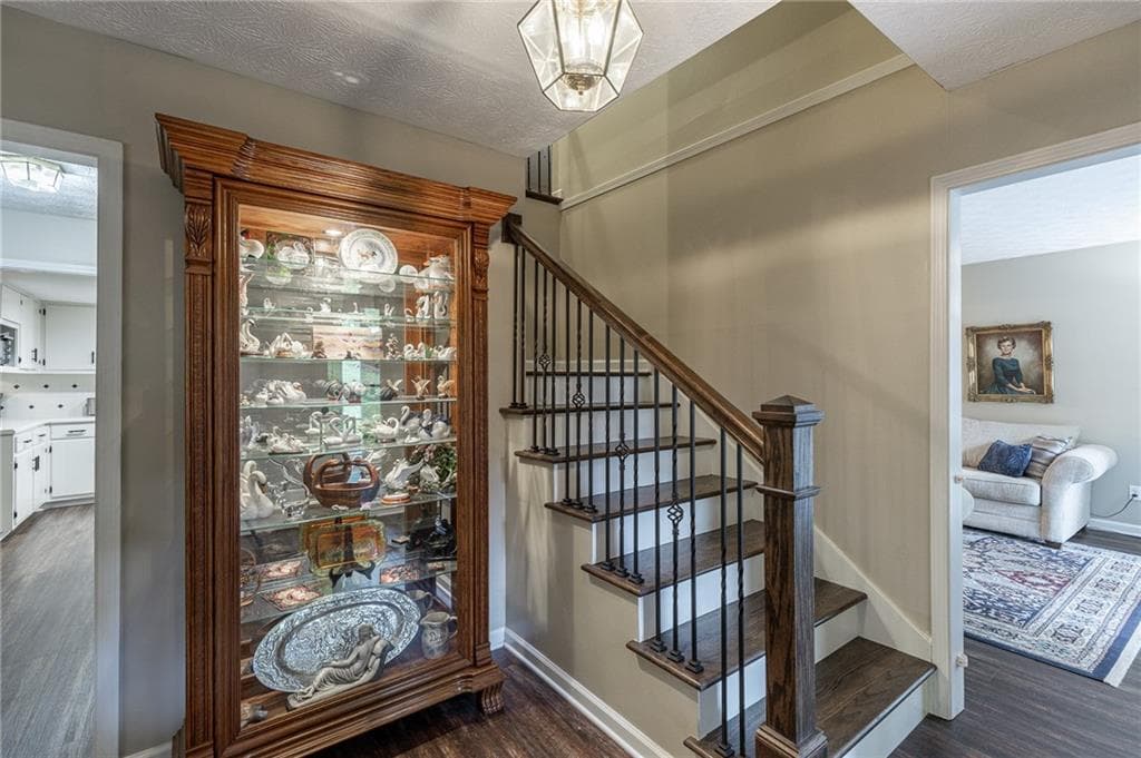 4 bedroom, 4 bathroom, 3,345 sq ft single family residence for sale at 3672 Stonelake Court, Lilburn, GA 30047 — photo 9