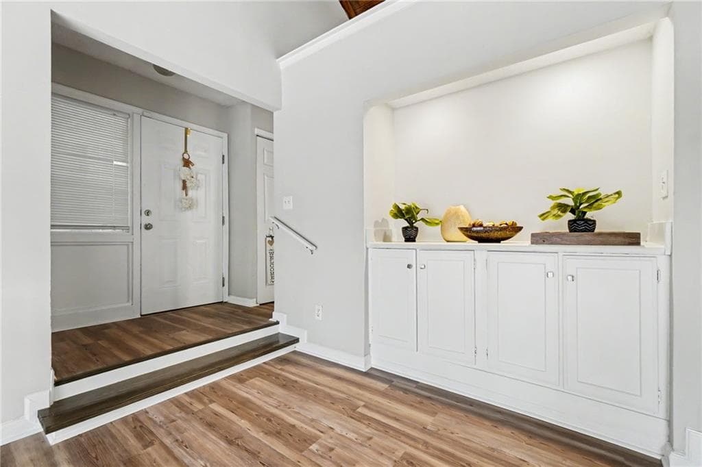 2 bedroom, 2 bathroom, 1,148 sq ft condominium under contract at 3575 Oakvale Road 907, Decatur, GA 30034 — photo 4