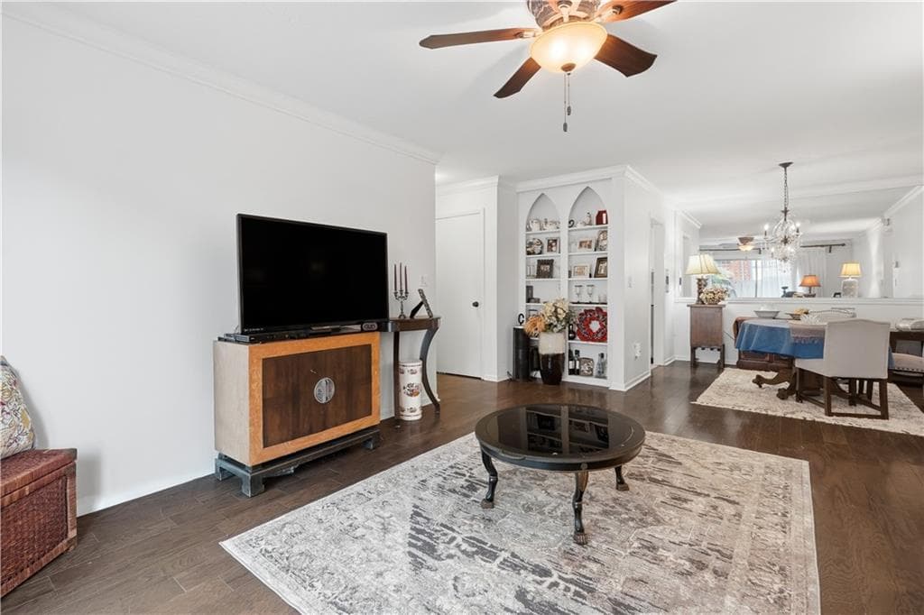 1 bedroom, 1 bathroom, 797 sq ft condominium for sale at 6851 Roswell Road B3, Atlanta, GA 30328 — photo 6