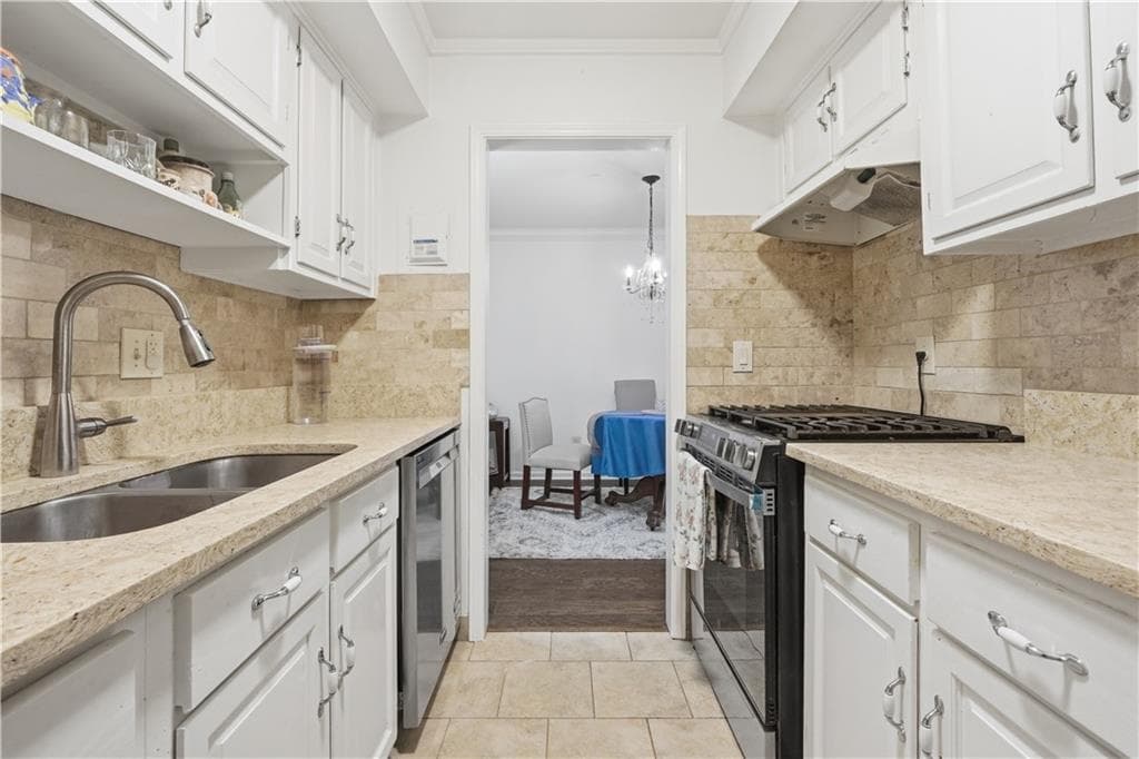 1 bedroom, 1 bathroom, 797 sq ft condominium for sale at 6851 Roswell Road B3, Atlanta, GA 30328 — photo 10