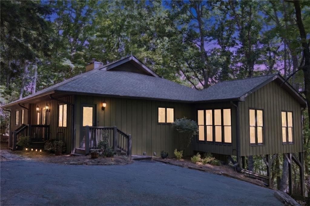 4 bedroom, 4 bathroom, 3,607 sq ft single family residence for sale at 2630 Wilderness Parkway, Big Canoe, GA 30143 — photo 2