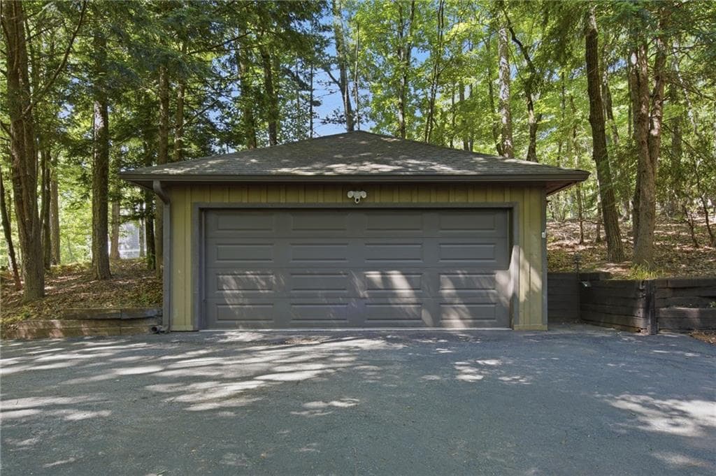 4 bedroom, 4 bathroom, 3,607 sq ft single family residence for sale at 2630 Wilderness Parkway, Big Canoe, GA 30143 — photo 5